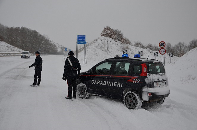 neve carabinieri intervento