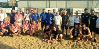 beach bocce santucci tutti insieme