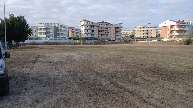 lavori campo calcio contrada airino